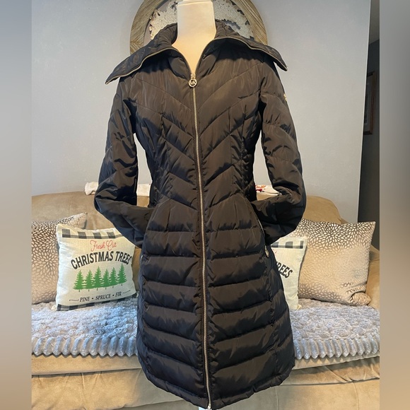 MICHAEL Michael Kors black puffer coat - Picture 2 of 11